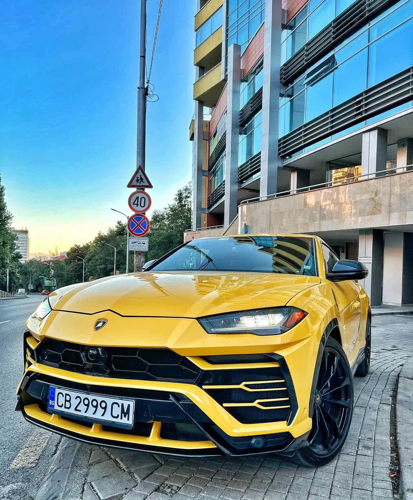 Lamborghini Urus  - изображение 9