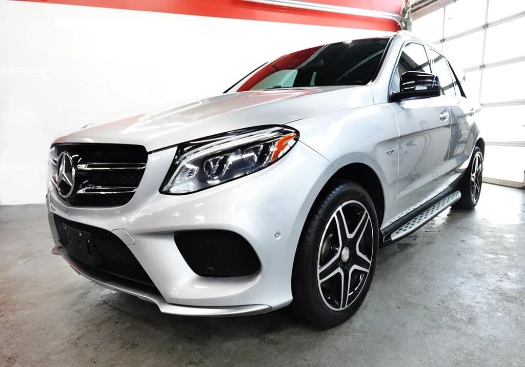 Mercedes-Benz GLE 450 AMG 4MATIC PANO* CAM* KEYLESS* HARMAN/KARDON*  - изображение 3