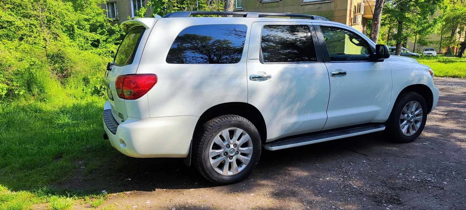 Toyota Sequoia 5.7 Platinum  - изображение 9