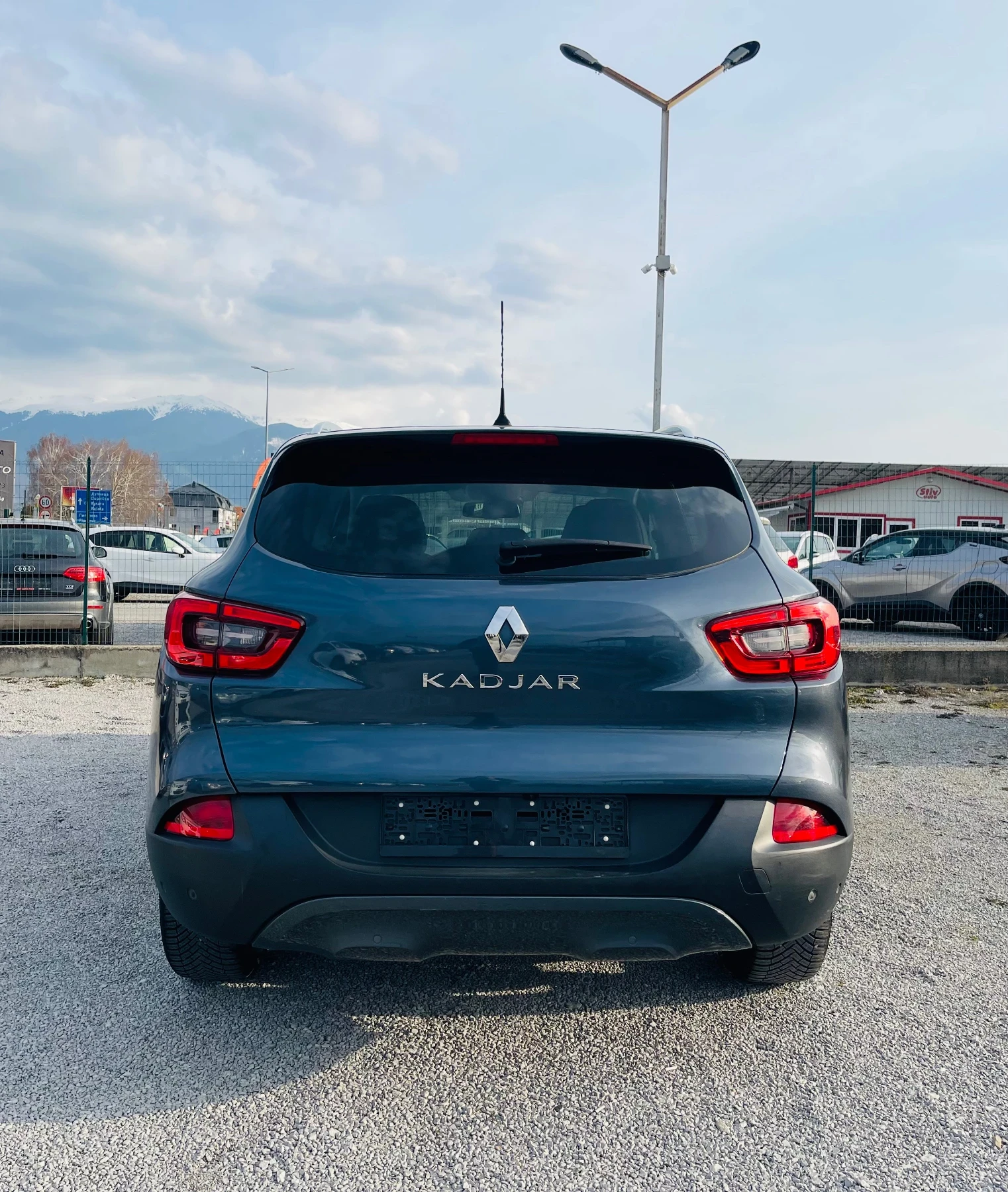 Renault Kadjar 1.6 dCi Energy * Панорама* Кожа* LED* Реални км - изображение 6