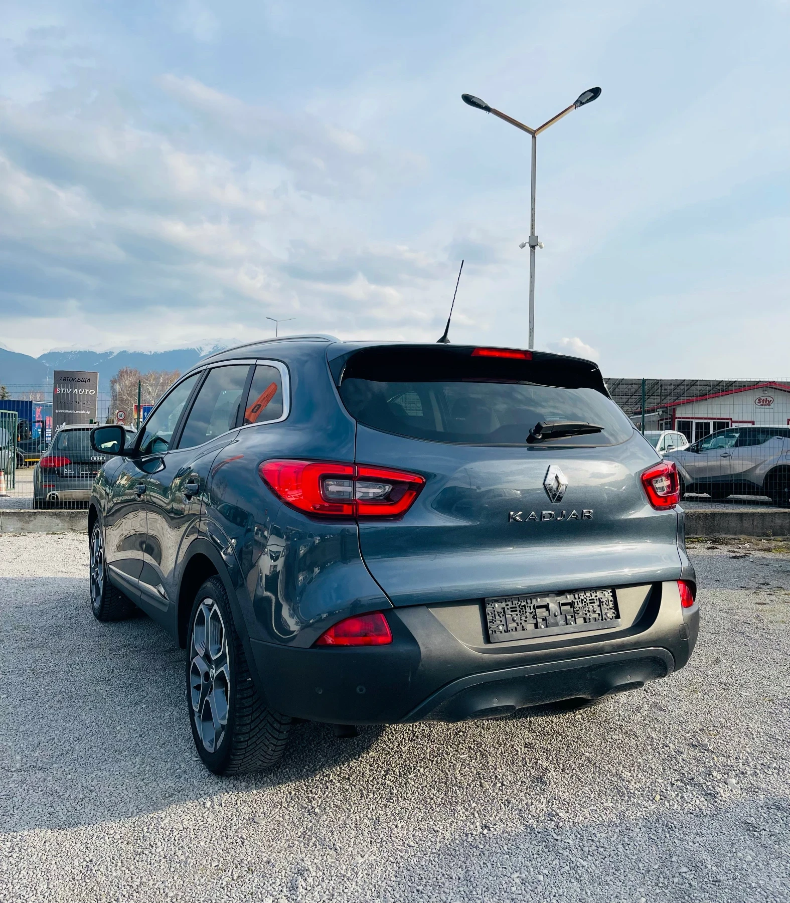 Renault Kadjar 1.6 dCi Energy * Панорама* Кожа* LED* Реални км - изображение 7