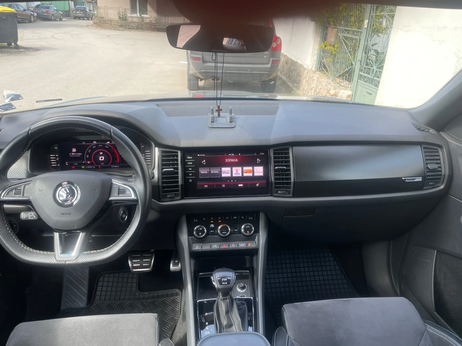 Skoda Kodiaq SPORTLINE 4x4 190кс, снимка 14 - Автомобили и джипове - 54669763