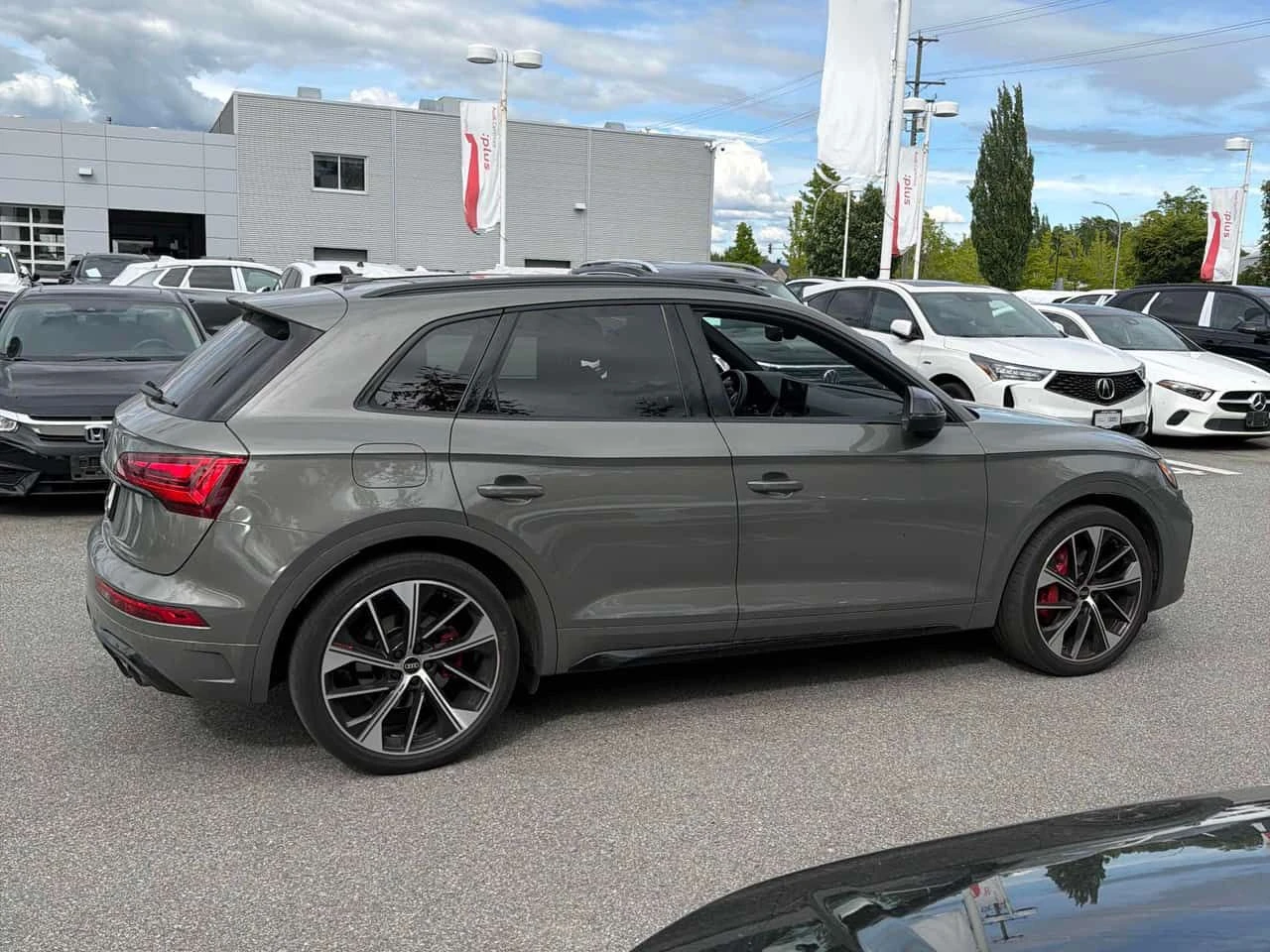 Audi SQ5 Technik/360/DIS/MATRIX/B&O/АВТОКРЕДИТ, снимка 3 - Автомобили и джипове - 54787345