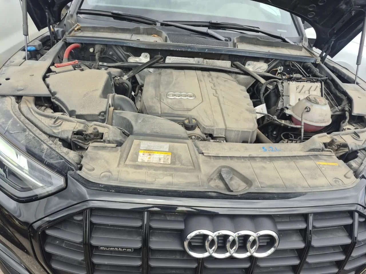 Audi Q5 * ОТ ПРЕДСТАВИТЕЛСТВО * 2 КЛЮЧА * CARFAX * , снимка 16 - Автомобили и джипове - 55206812