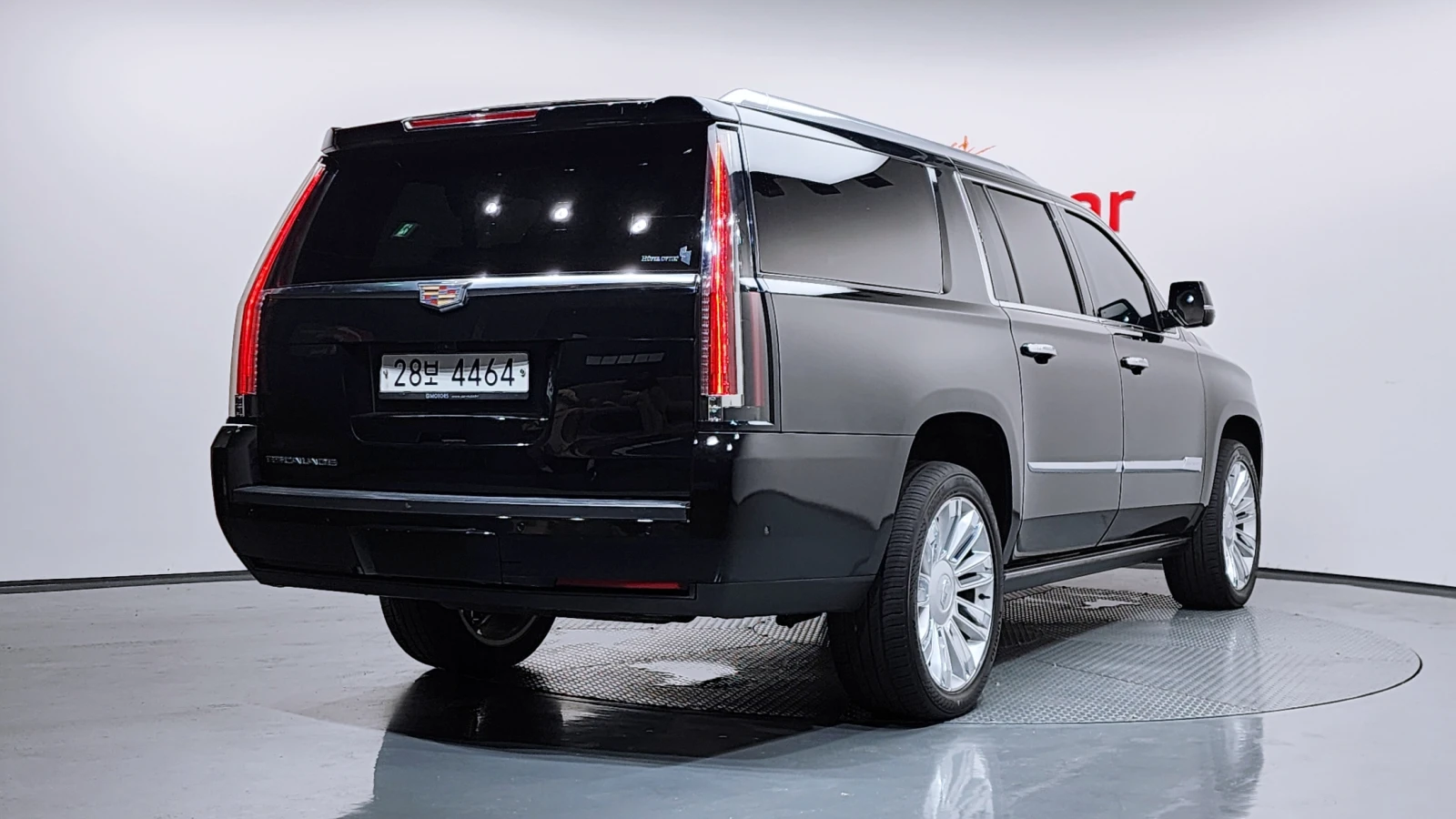 Cadillac Escalade 6.2 ESV* 360* ЕЛ. БАГАЖНИК* HUD* BLIND SPOT* КРАЙН, снимка 2 - Автомобили и джипове - 55348450