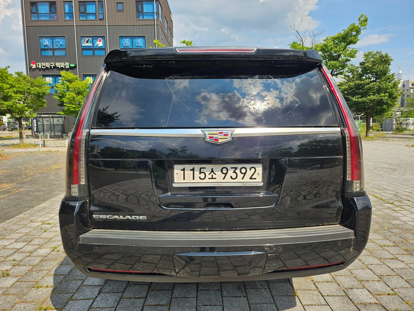 Cadillac Escalade 6.2* ЛЮК* HUD* 360* ПОДГРЕВ ВОЛАН* КРАЙНА ЦЕНА, снимка 7 - Автомобили и джипове - 55348450