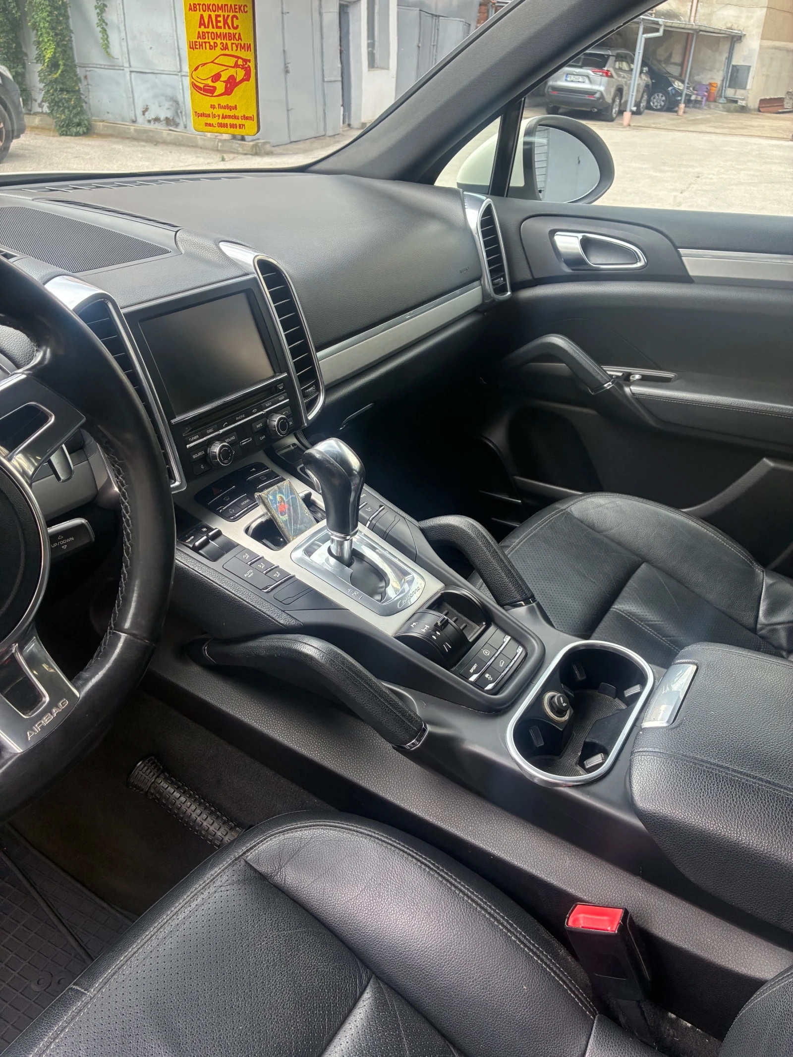 Porsche Cayenne 1 Собственик в БГ, снимка 10 - Автомобили и джипове - 55974690