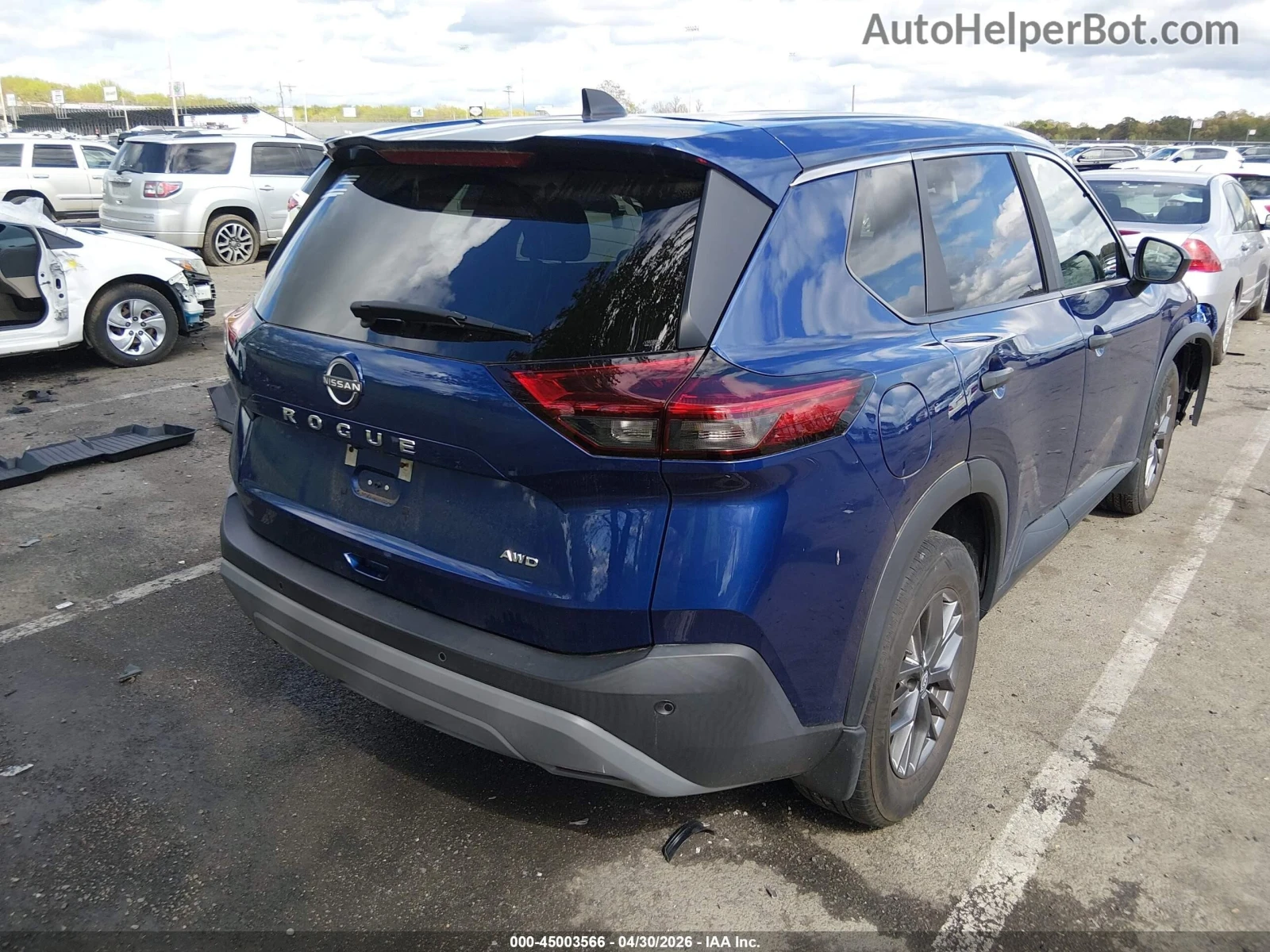 Nissan Rogue, снимка 3 - Автомобили и джипове - 56371173