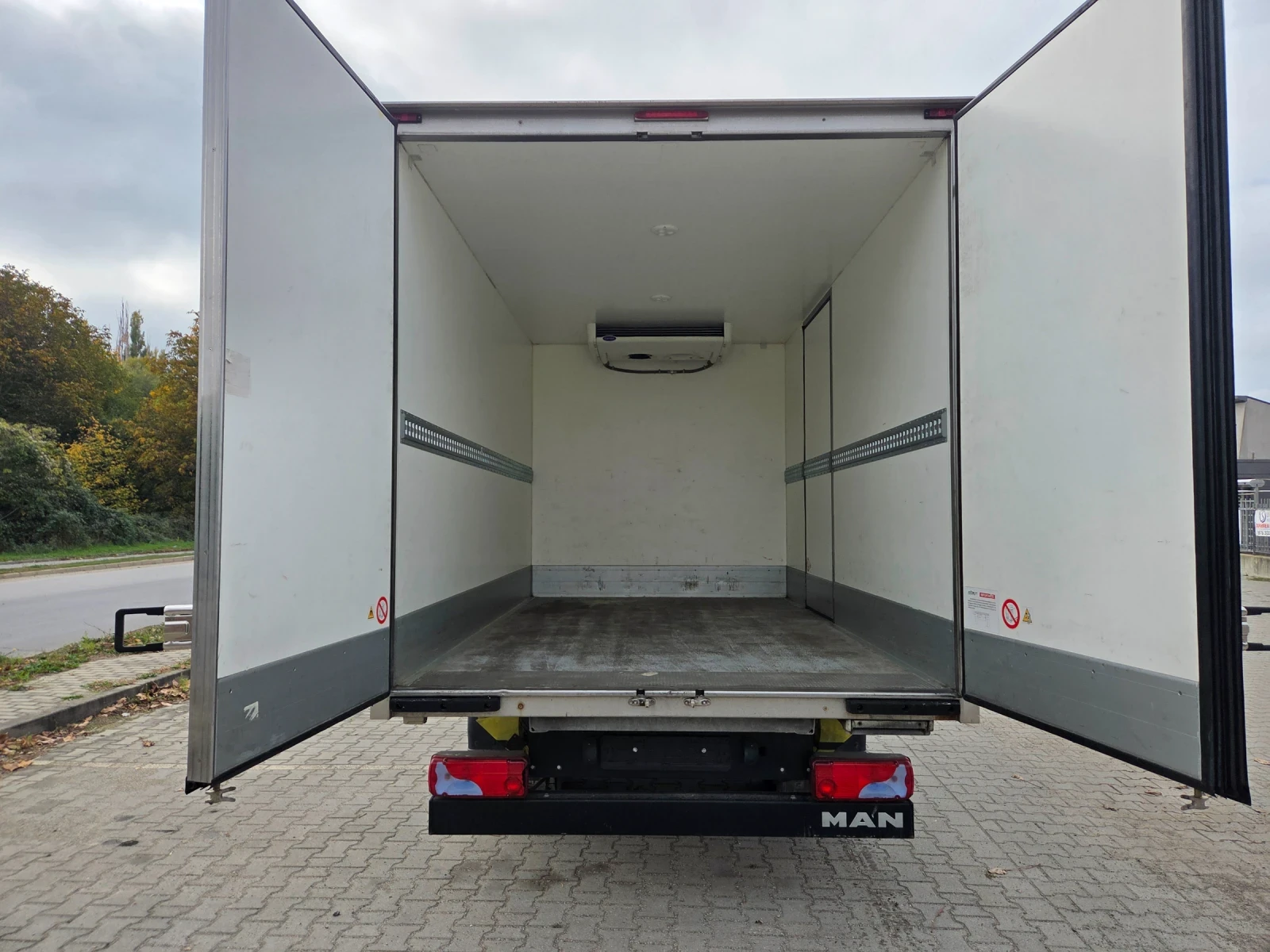 Man TGE �������� .��� ����-� ��������� | Mobile.bg � ����������� 6