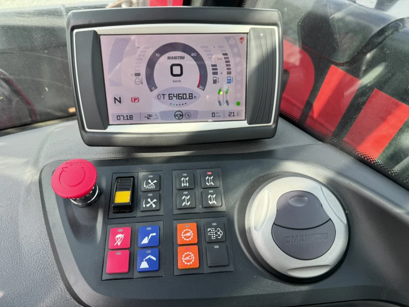 Телескопичен товарач Manitou MLT 741-140 VARIO + , снимка 12 - Селскостопанска техника - 52770524