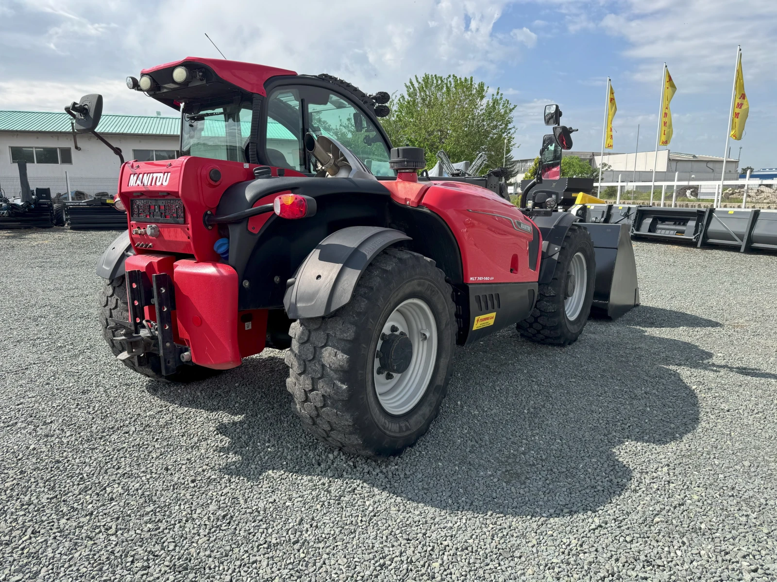 Телескопичен товарач Manitou MLT 741-140 VARIO +  - изображение 5