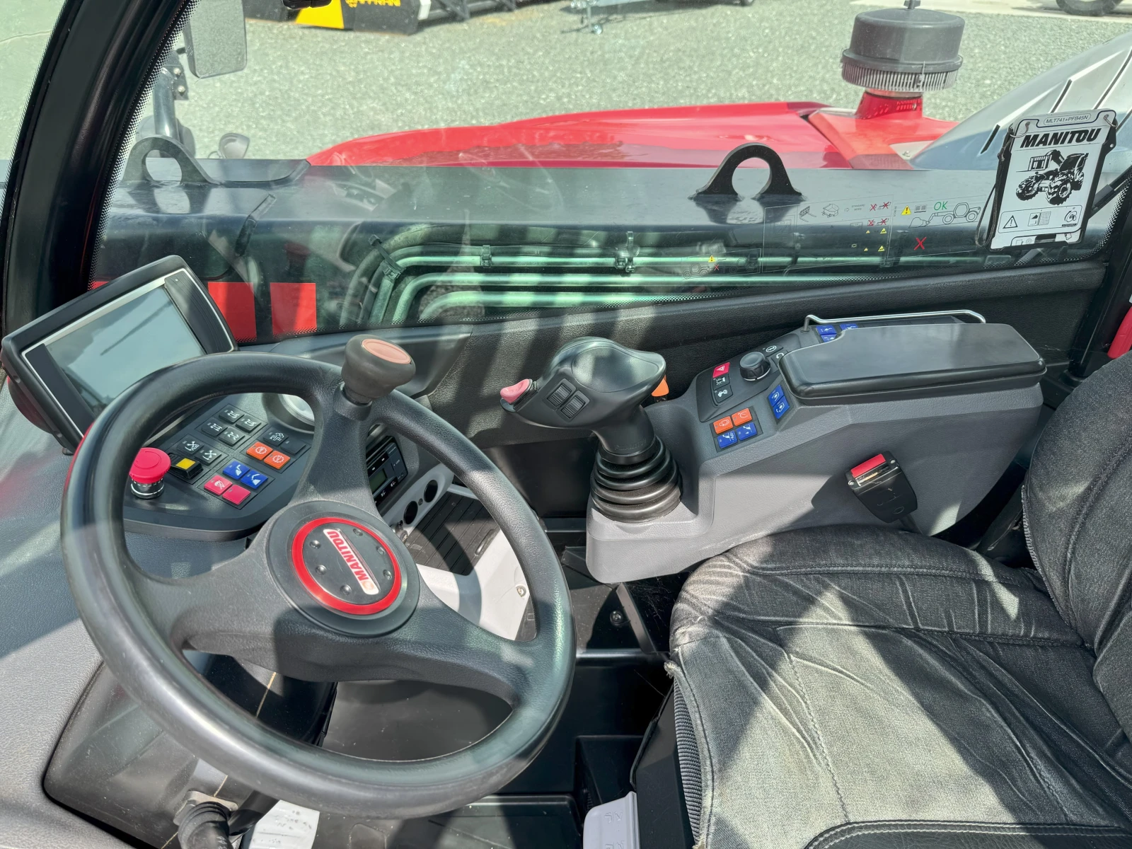 Телескопичен товарач Manitou MLT 741-140 VARIO +  - изображение 10