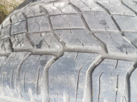 Гуми с джанти Pirelli 235/75R15, снимка 3 - Гуми и джанти - 47093567