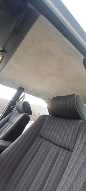 Mercedes-Benz 124 200E, снимка 8