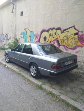 Mercedes-Benz 124 200E, снимка 4