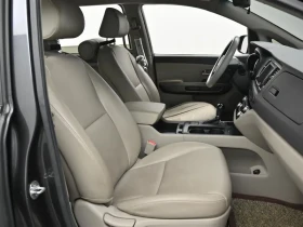 Kia Carnival 2.2 CRDI, снимка 10