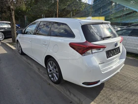 Toyota Auris 1.8 HYBRID, снимка 5