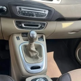 Renault Scenic, снимка 2