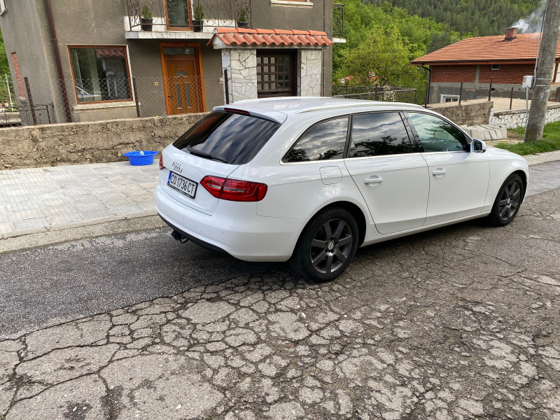 Audi A4, снимка 2 - Автомобили и джипове - 45511472