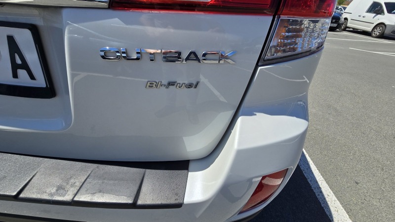 Subaru Outback Bi-fuel, снимка 9 - Автомобили и джипове - 45916683