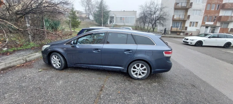 Toyota Avensis, снимка 8 - Автомобили и джипове - 48002689