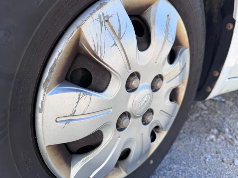 Hyundai I10, снимка 9 - Автомобили и джипове - 52685753