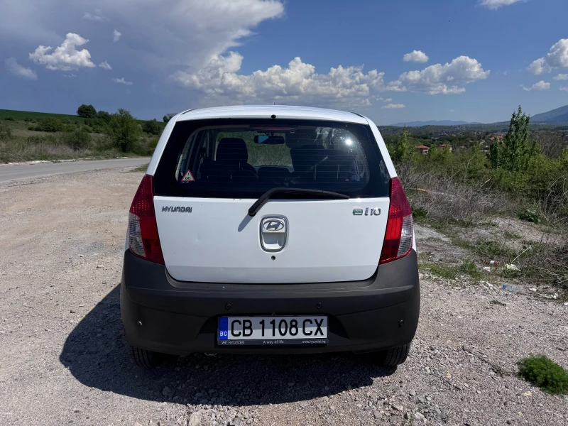 Hyundai I10, снимка 3 - Автомобили и джипове - 52685753