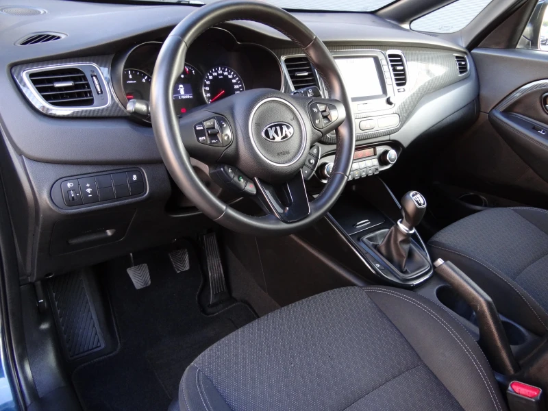 Kia Carens 1.7-crdi /Navi/Camera/Keyless/Led/7-места/Euro-6B/, снимка 8 - Автомобили и джипове - 50557642