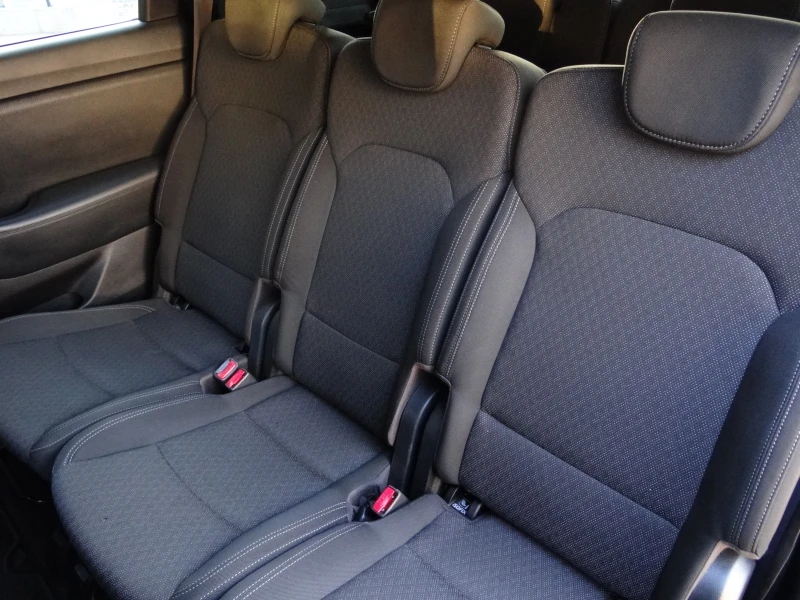 Kia Carens 1.7-crdi /Navi/Camera/Keyless/Led/7-места/Euro-6B/, снимка 13 - Автомобили и джипове - 50557642