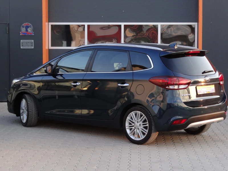 Kia Carens 1.7-crdi /Navi/Camera/Keyless/Led/7-места/Euro-6B/, снимка 3 - Автомобили и джипове - 50557642
