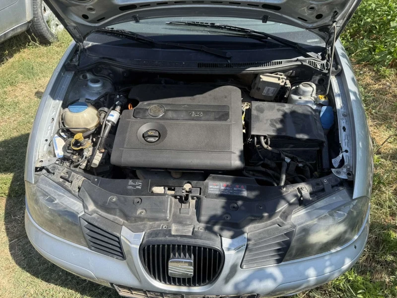 Seat Cordoba 1.4, снимка 4 - Автомобили и джипове - 51172943