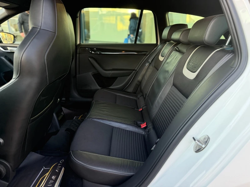 Skoda Octavia 6 МЕСЕЦА ГАРАНЦИЯ/2.0i VRS 220к.с., снимка 8 - Автомобили и джипове - 52839265