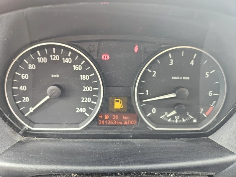 BMW 118 2.0i, снимка 8 - Автомобили и джипове - 53157185