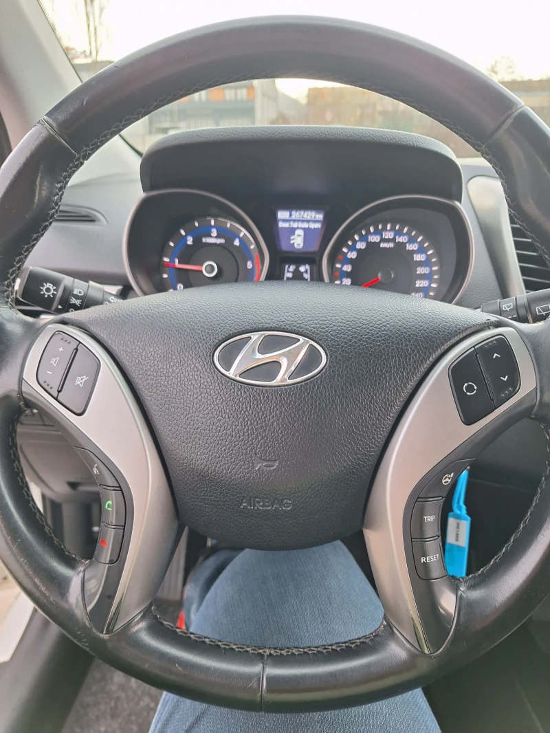 Hyundai I30, снимка 10 - Автомобили и джипове - 53384028