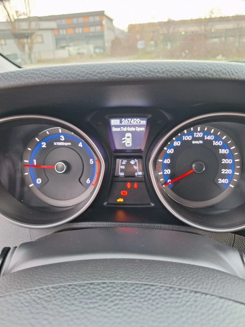 Hyundai I30, снимка 9 - Автомобили и джипове - 53384028