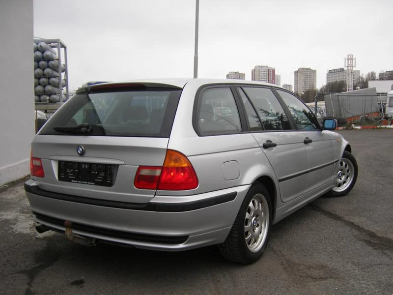 BMW 318 2.0 , снимка 4 - Автомобили и джипове - 49434687