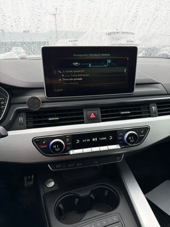 Audi A4 * Progressiv * CARFAX * БЕЗ ПЪРВОНАЧАЛНА ВНОСКА, снимка 13 - Автомобили и джипове - 53158006