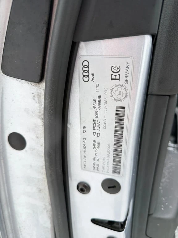 Audi A4 * Progressiv * CARFAX * БЕЗ ПЪРВОНАЧАЛНА ВНОСКА, снимка 11 - Автомобили и джипове - 53158006