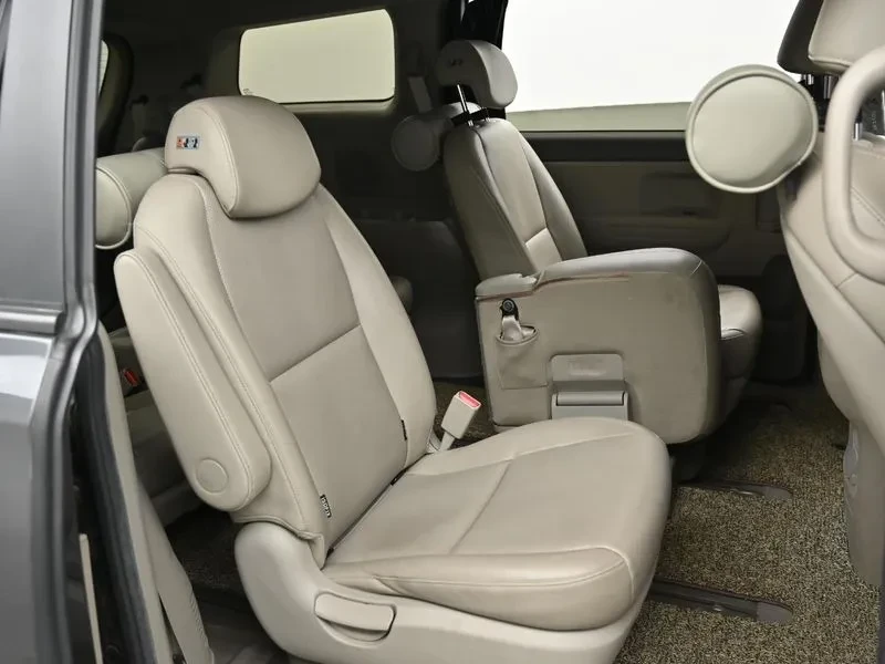 Kia Carnival 2.2 CRDI | Mobile.bg � ����������� 12