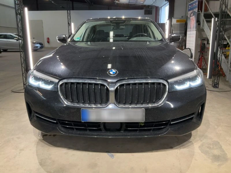 BMW 520 5er 520d Mild-Hybrid, снимка 15 - Автомобили и джипове - 55383096