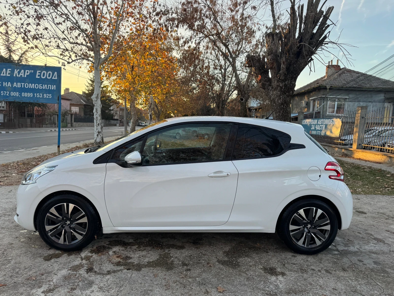 Peugeot 208 1.4 BENZIN AUSTRIA - изображение 8