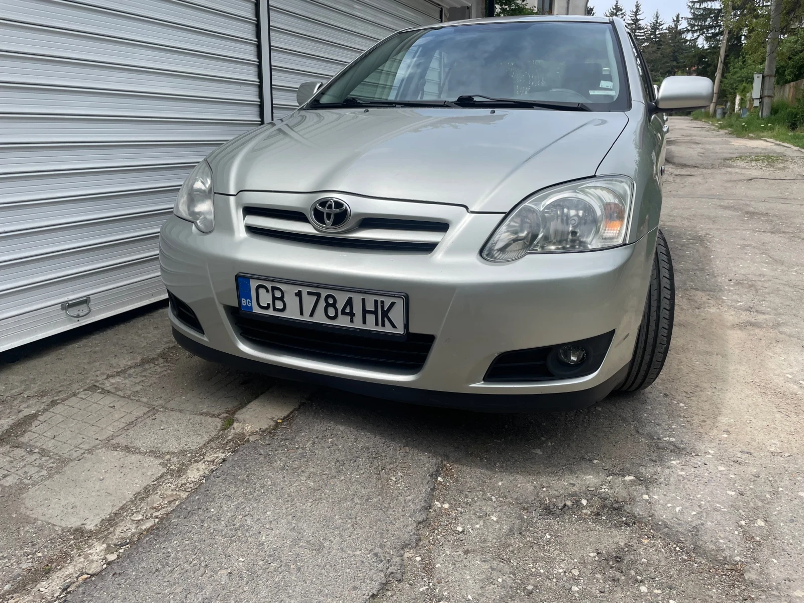 Toyota Corolla Hatchback  - изображение 2