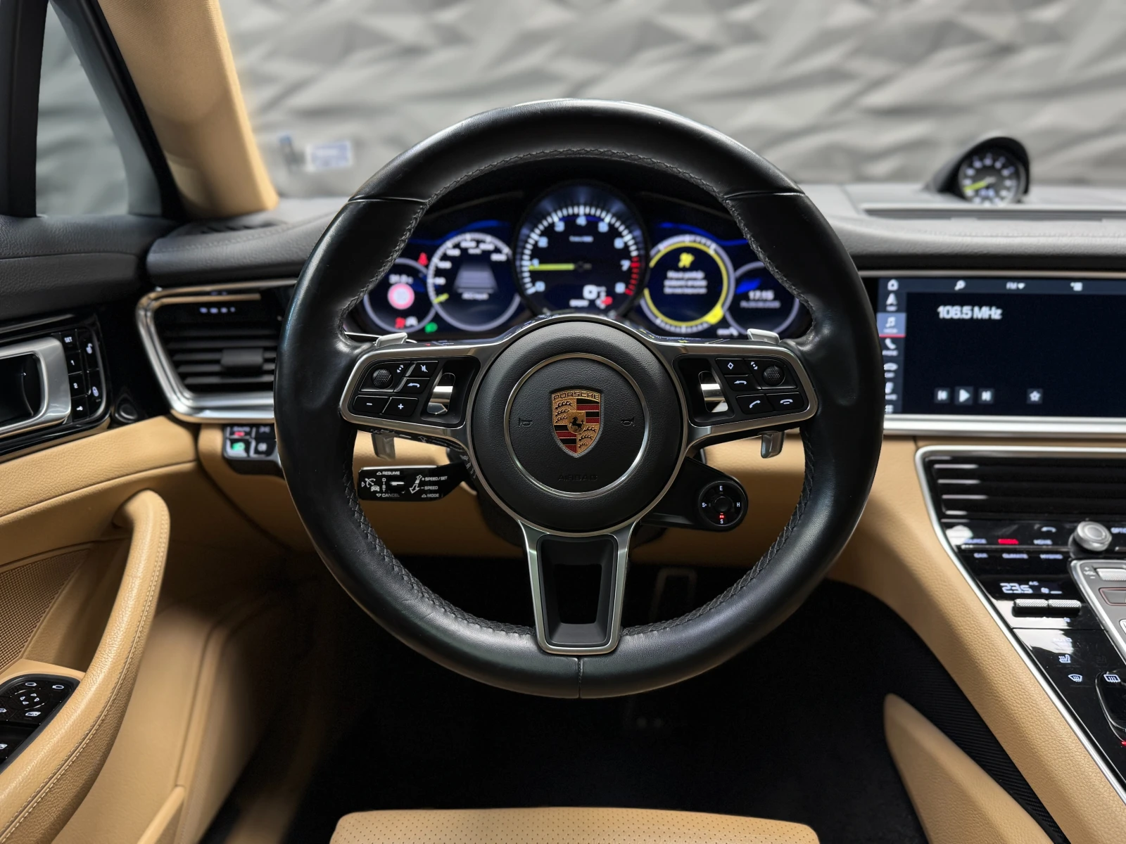 Porsche Panamera 4 E-hybrid* Sport Chrono* 360* Navi - изображение 6