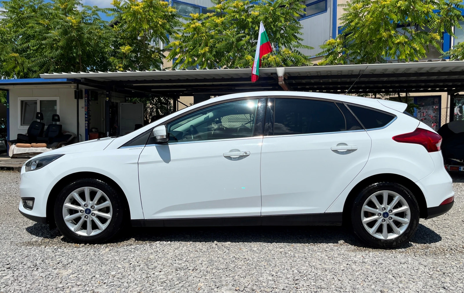 Ford Focus 1, 0 TITANIUM+  - изображение 6