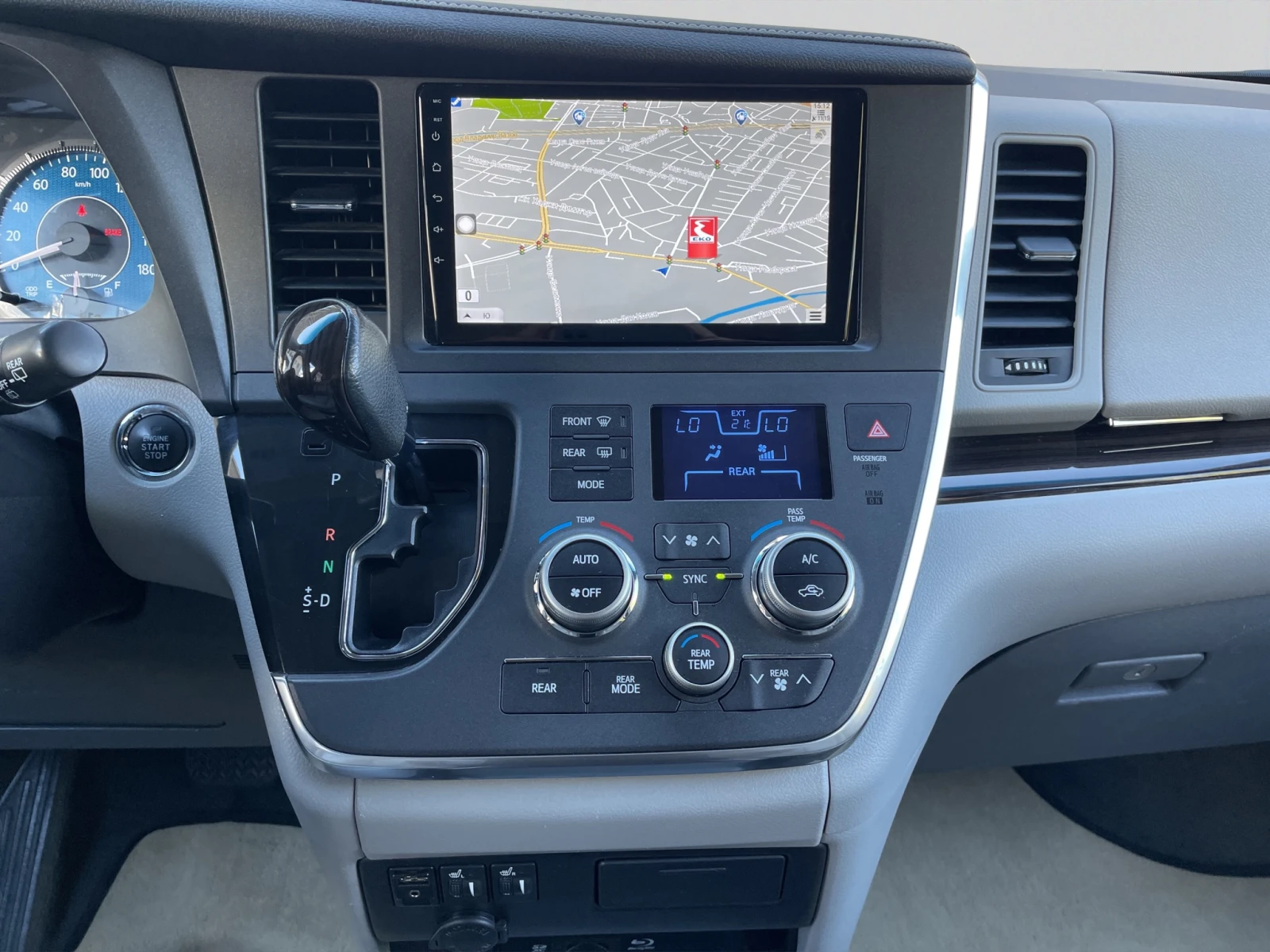 Toyota Sienna 3.5 petrol AWD 6+ 1 seats | Mobile.bg   16