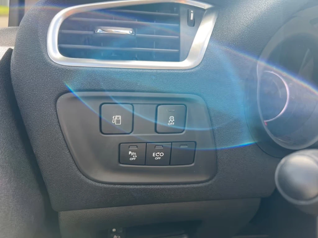 Citroen C4 1.6HDI Selection 99кс Full Service - изображение 8