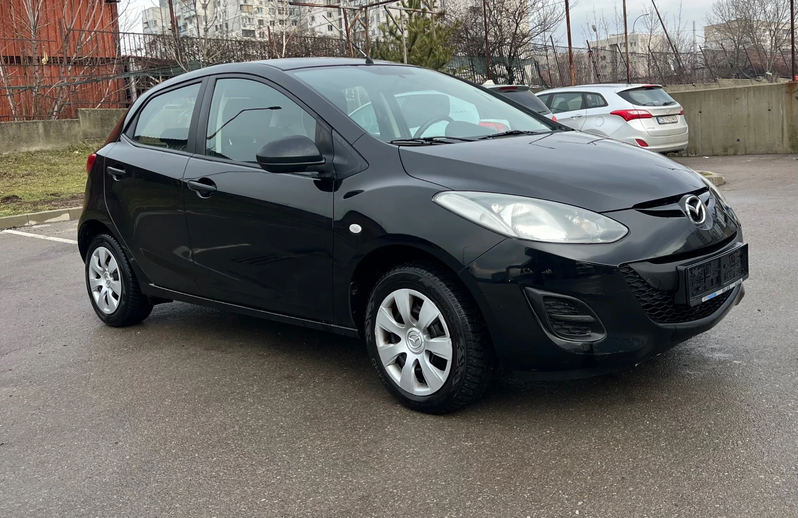 Mazda 2 1.4i Klimatik/Euro/5a - изображение 2