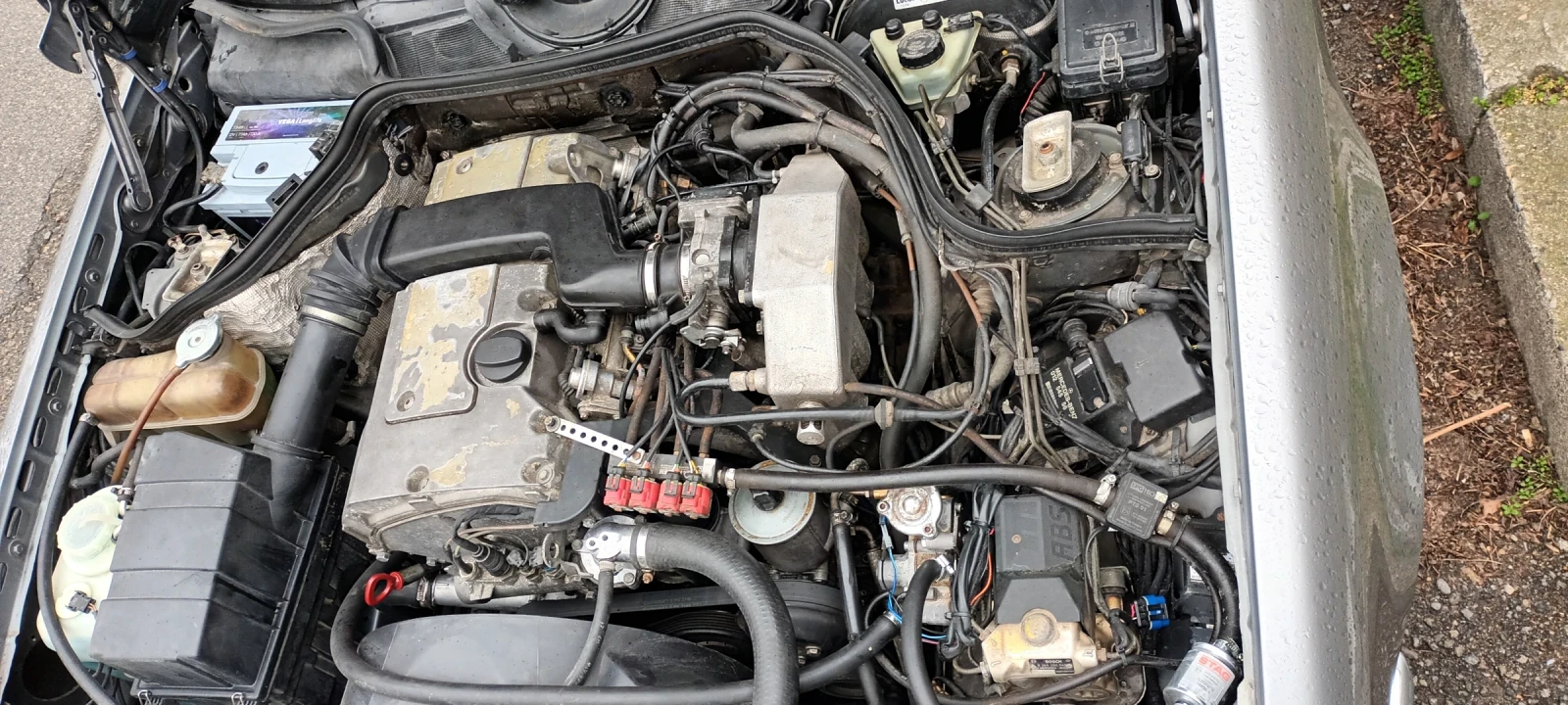 Mercedes-Benz 124 200E, снимка 16 - Автомобили и джипове - 53720799