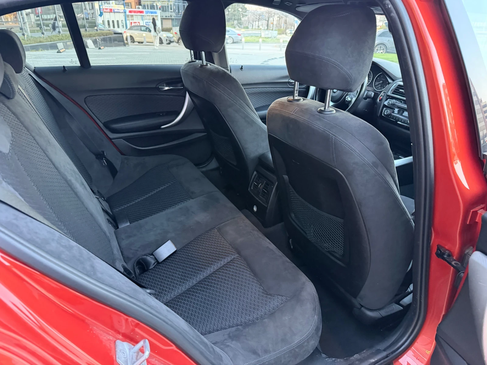 BMW 120 D xDRIVE M-Pack 190к.с. 129х.км, снимка 12 - Автомобили и джипове - 54129824