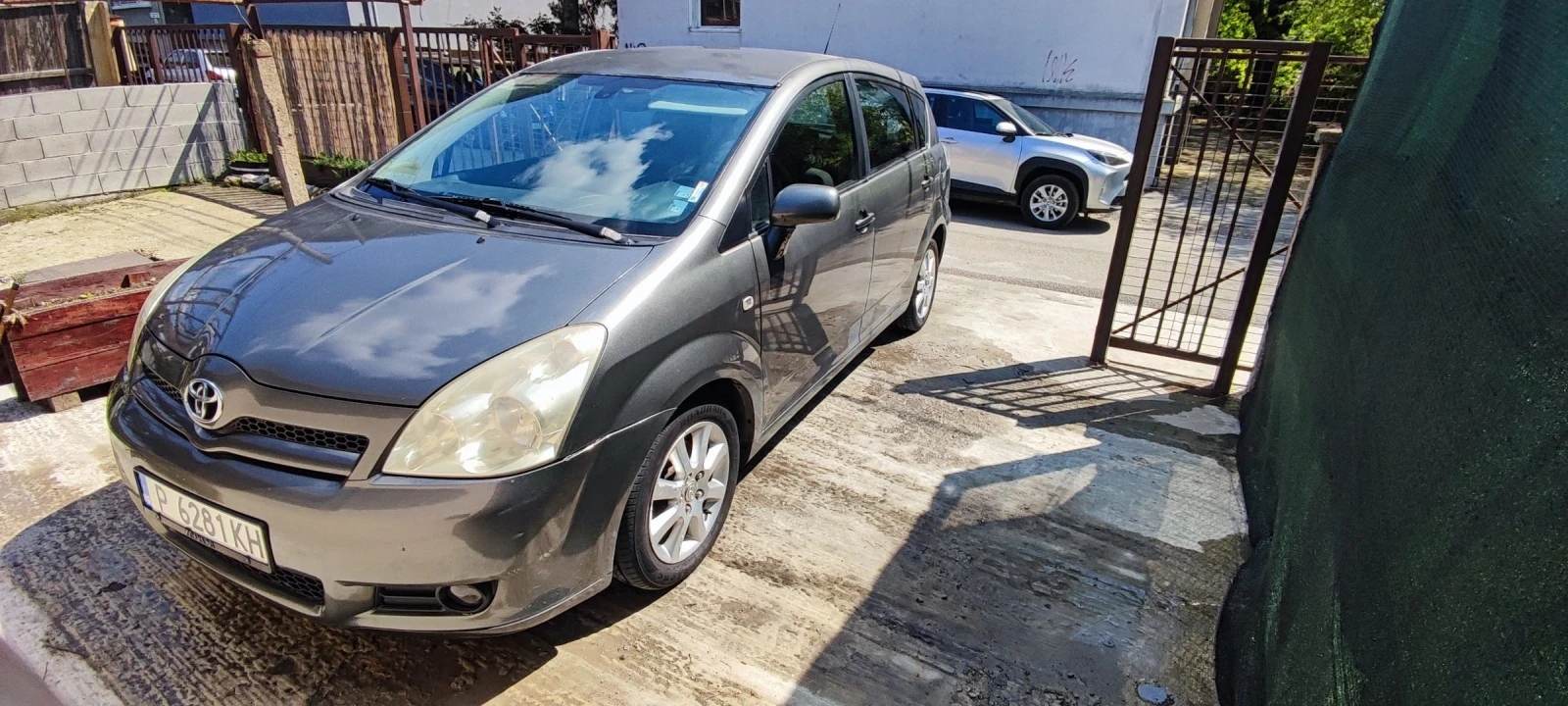 Toyota Corolla verso D4d, снимка 3 - Автомобили и джипове - 54237176